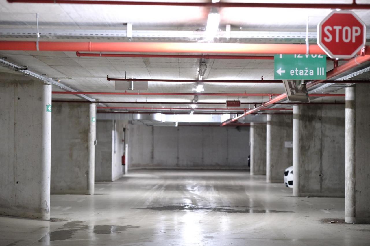 Central Apartment Maister 크란 외부 사진